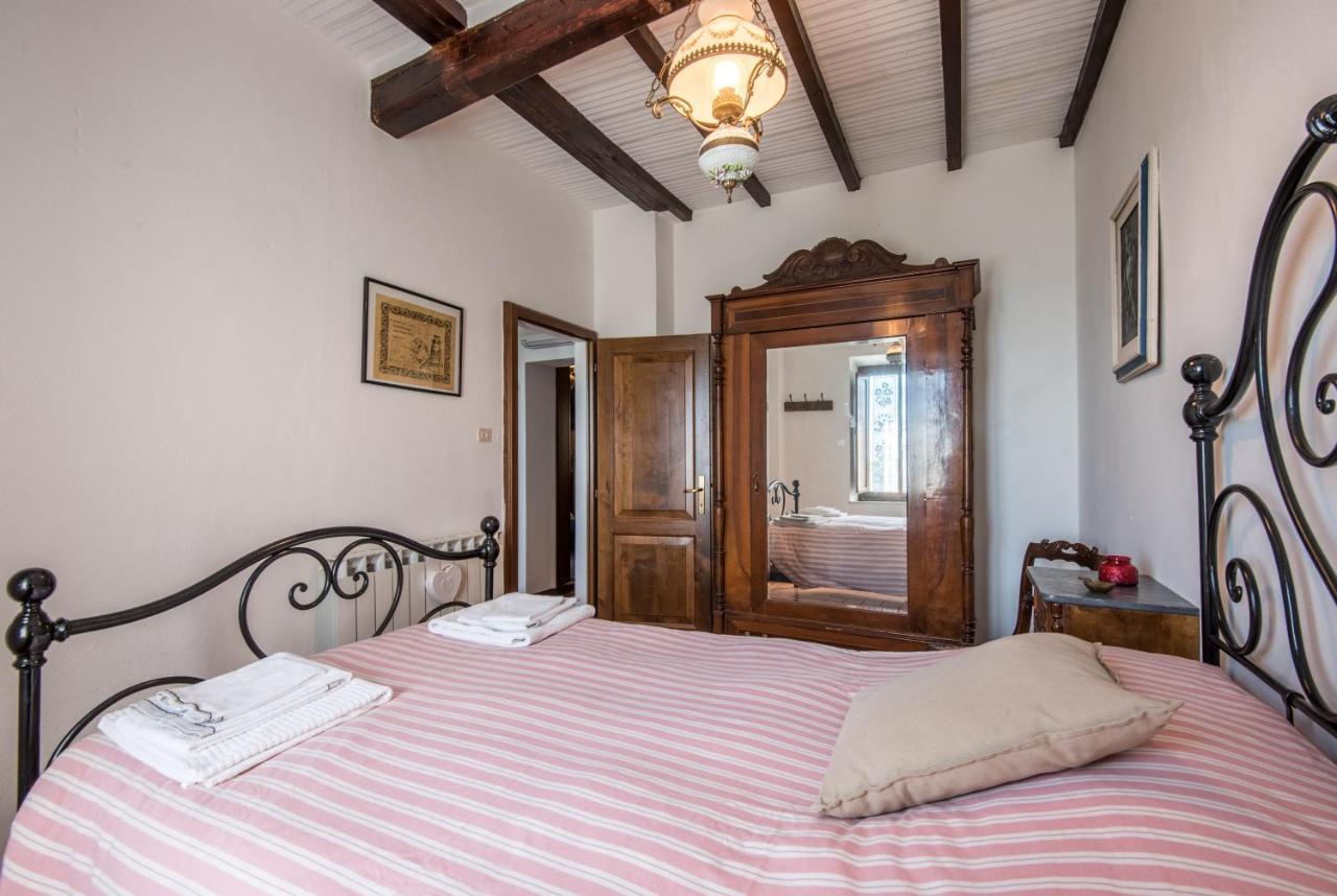 Casa Francesca Apartment Монталчино Екстериор снимка